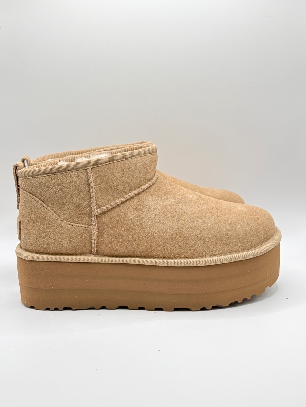 UGG Classic Ultra Mini Platform Womens 8 Sand Suede Boots 1135092 New With Box